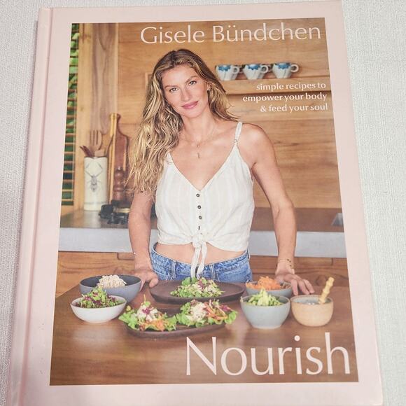 Nourish cook book by Gisele Bundchen - Picture 1 of 7